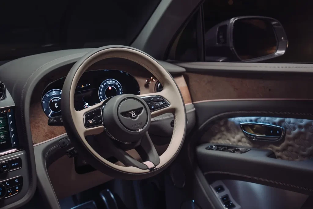 Luxus po britsku: Bentley nabídne šperkařskou specifikaci Boodles pro všechny své vozy