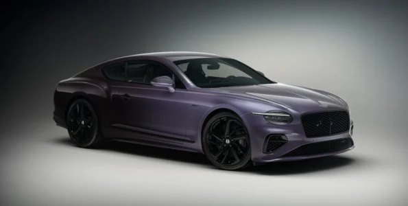 Bentley ukázalo luxus bez hranic. Zákazníci si mohou ladit i detaily jako třeba odstín reproduktorů a podobně